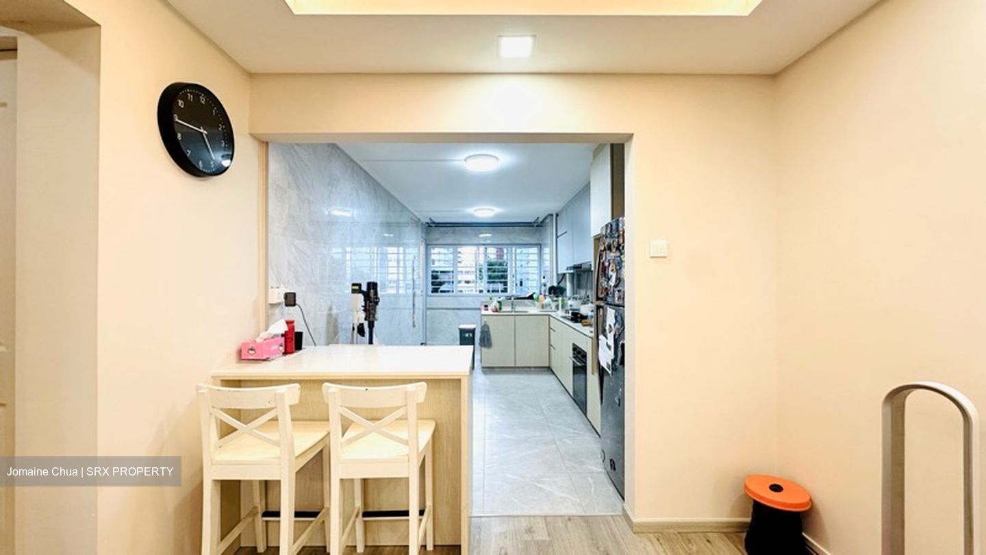 Blk 301 Serangoon Avenue 2 (Serangoon), HDB 3 Rooms #557368951